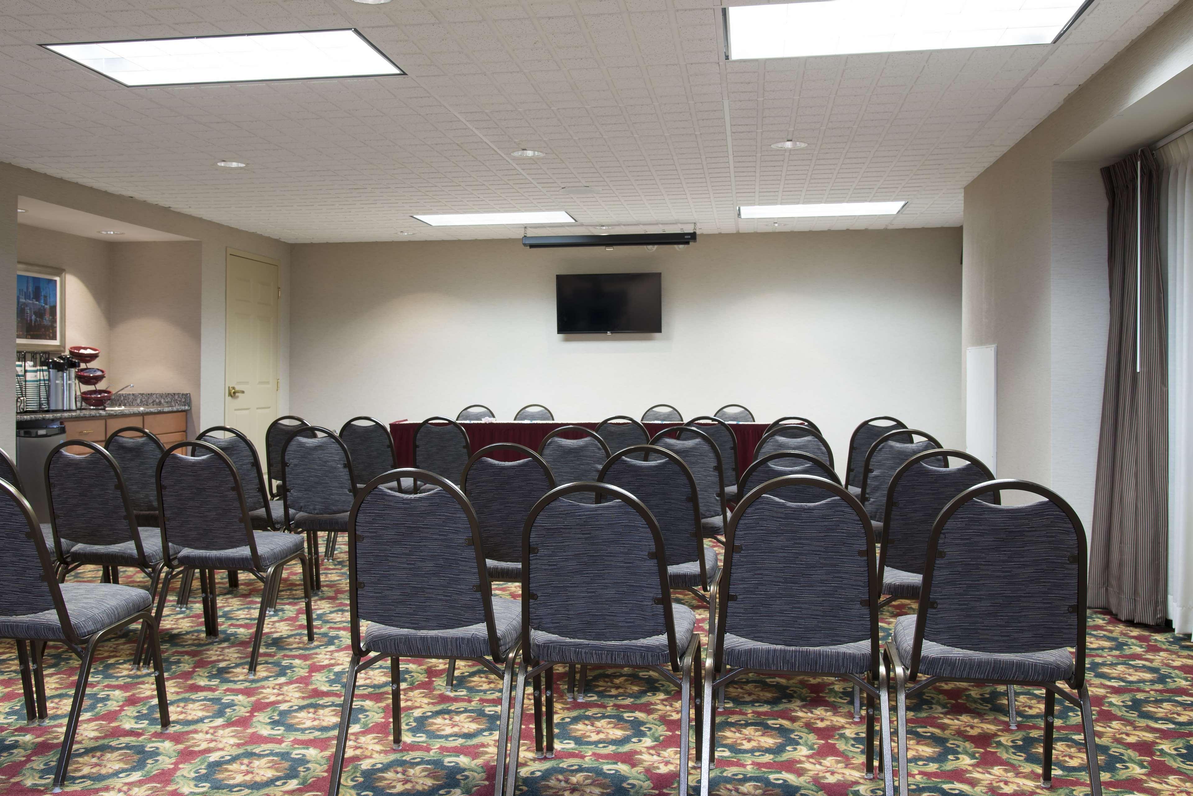 Hotel Homewood - Airport