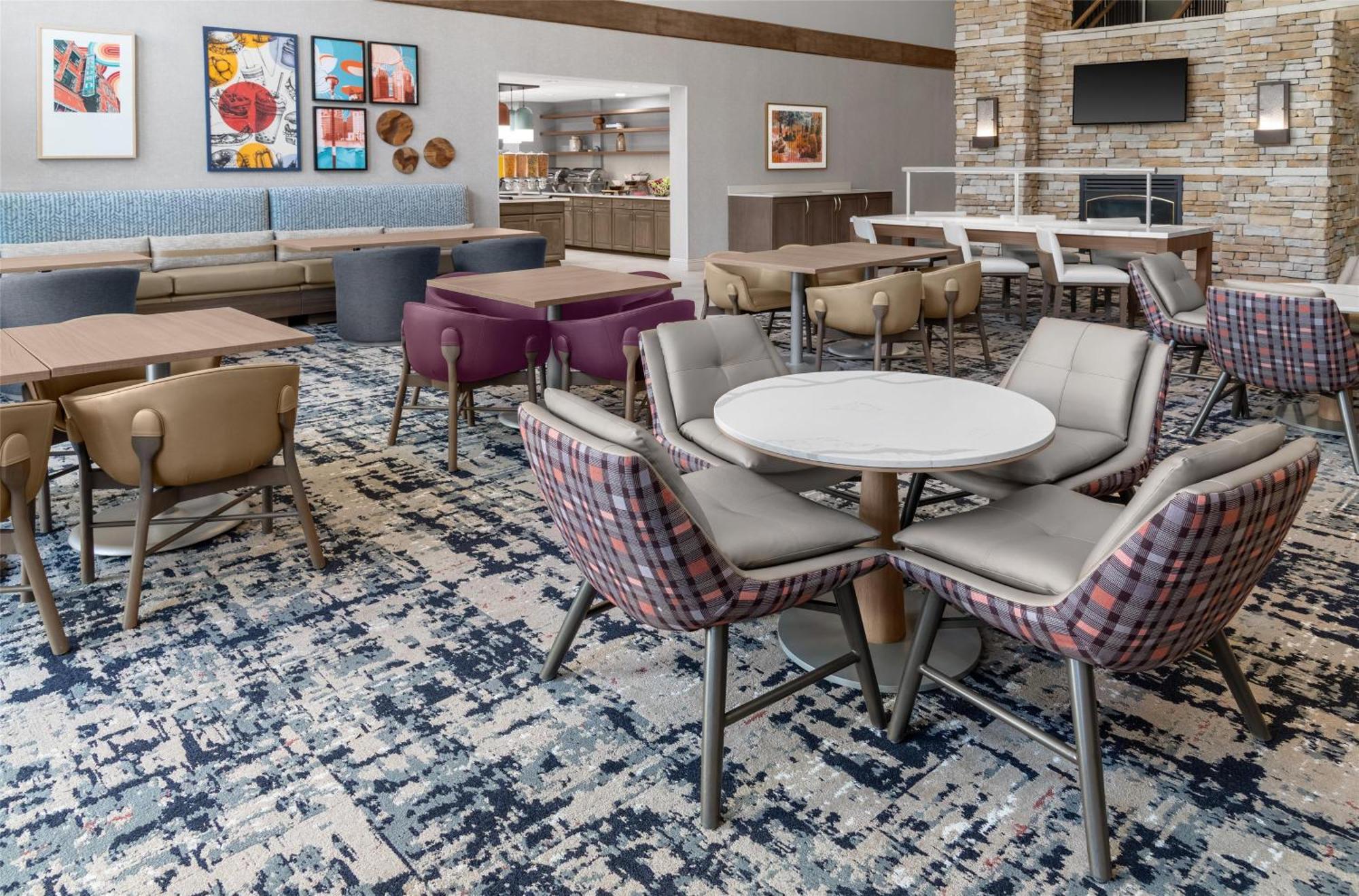 Hotel Homewood - Airport 3*